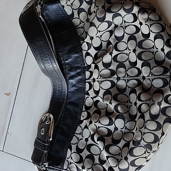 Coach purse - Picture 5 of 5